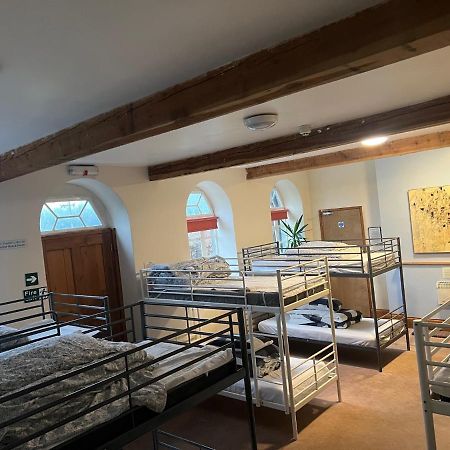 Llanfyllin Workhouse - Y Dolydd Hostel Εξωτερικό φωτογραφία